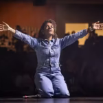 Nívea Soares apresenta nova versão ao vivo da canção “Rio”