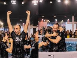 Renascimento e Fé: Narrador Jorge Iggor, da GE TV, Celebra Batismo na Hillsong SP