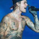 De volta aos palcos, Justin Bieber exalta Jesus no Coachella: “Glória ao Rei”